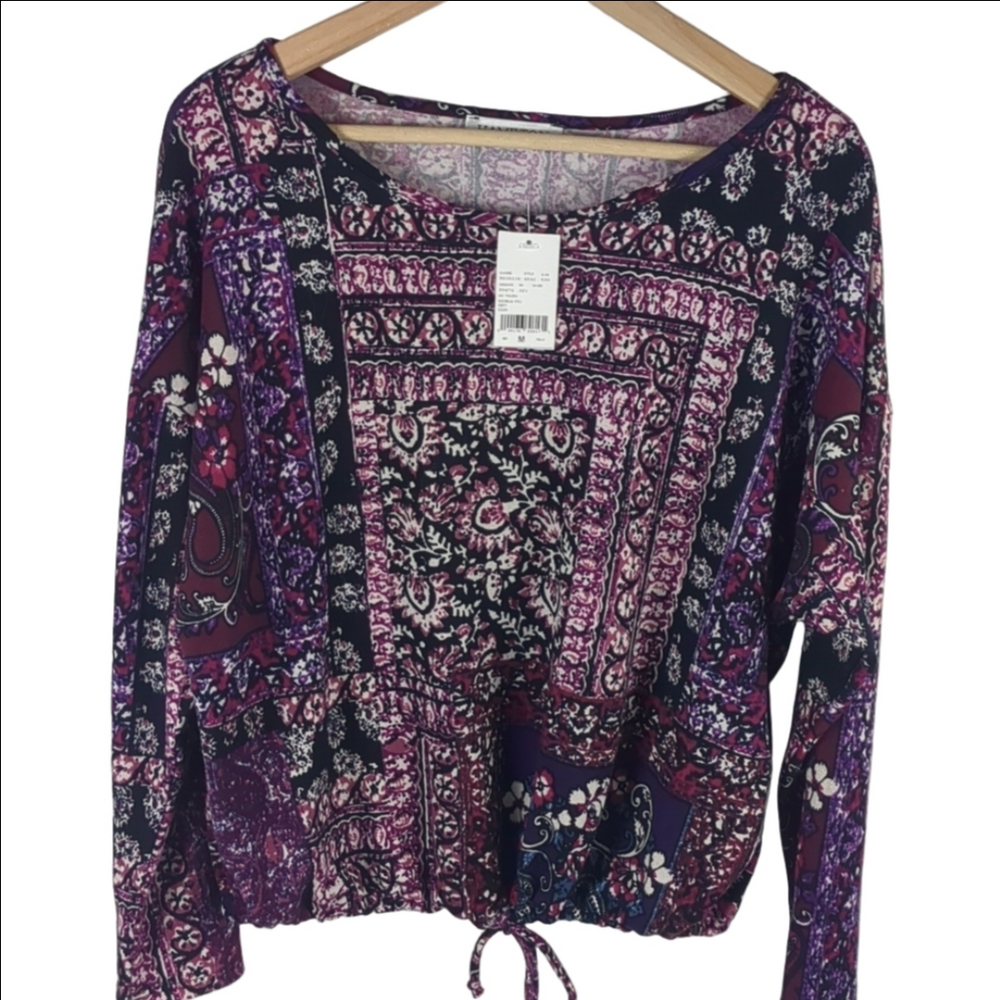 NWT Hamilton Knitted Top Size Medium